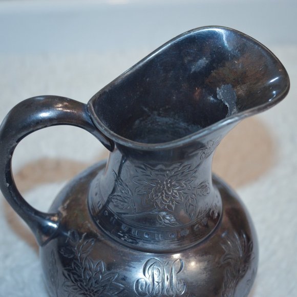 Vintage Meriden B Company Silver Plated Pitcher - Picture 9 of 9